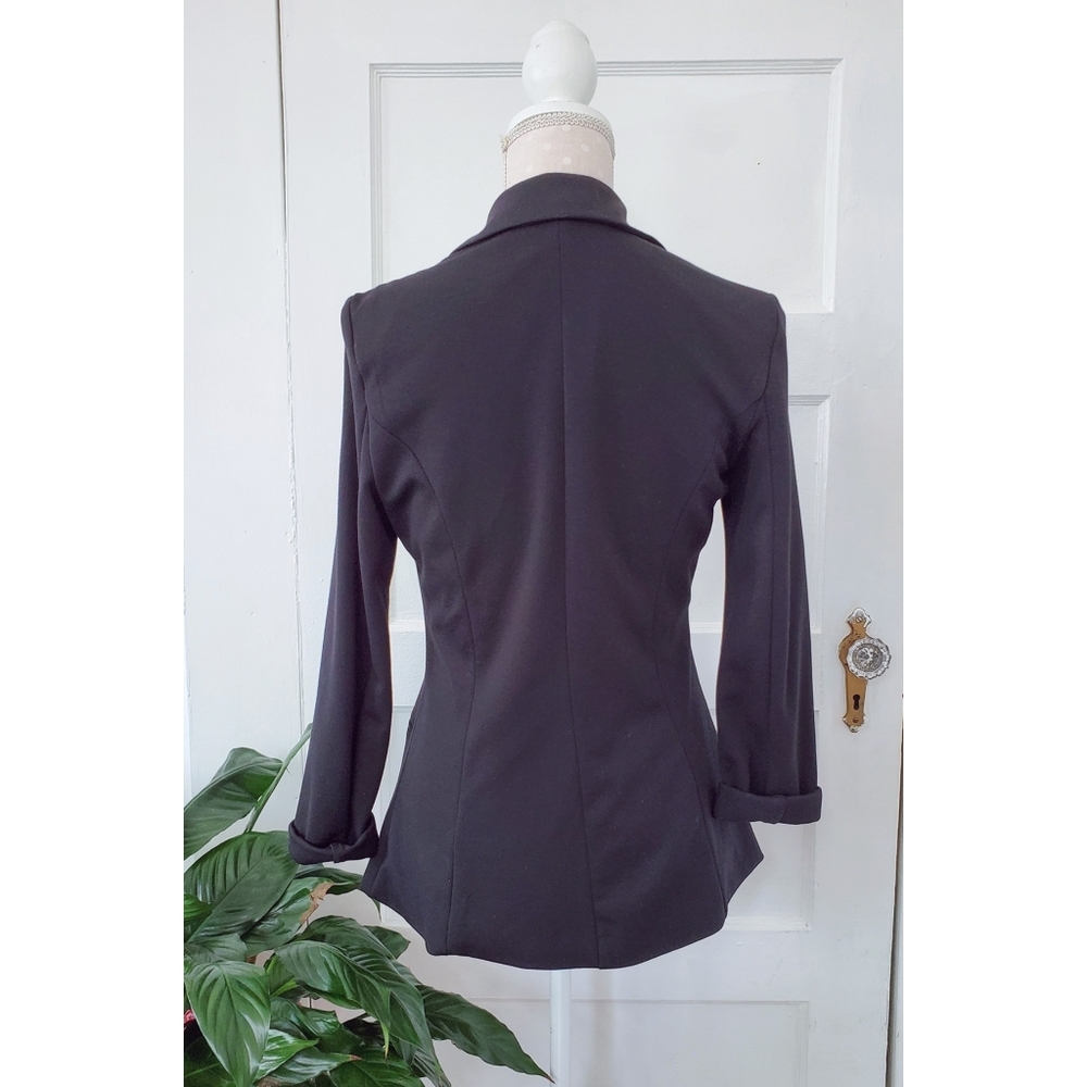 Basic Black Blazer - Picture 4 of 6